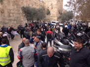 بالصور: وصول مسيرة الدراجات النارية القطرية إلى المسجد الأقصى المبارك 